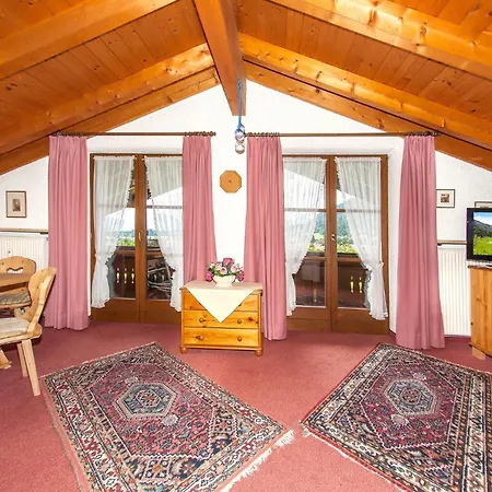 Mahlert Im Haus Sonnenschein Apartment Reit im Winkl
